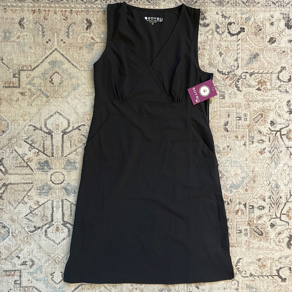 Womens size M sports dress